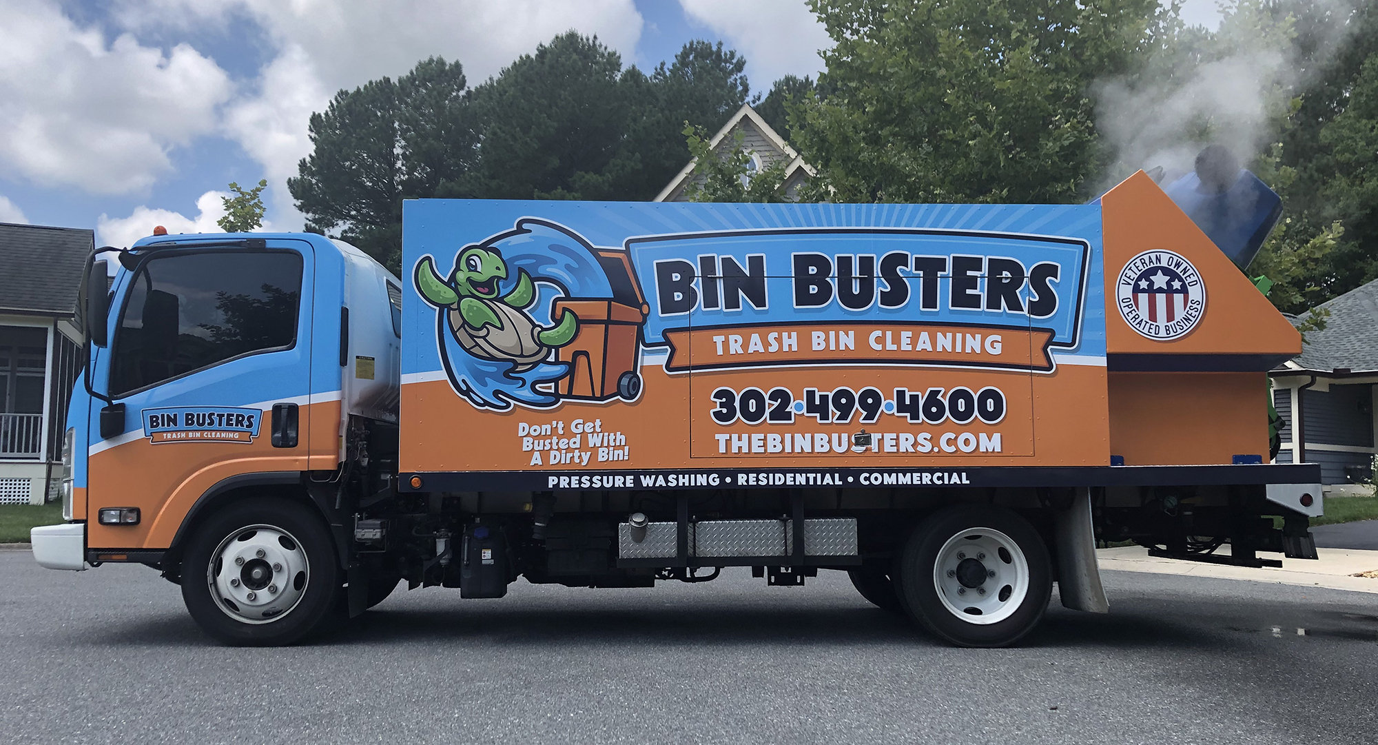 images/BIN_BUSTERS_DE_TRASH_CAN_CLEANING_SERVICES_2.jpg